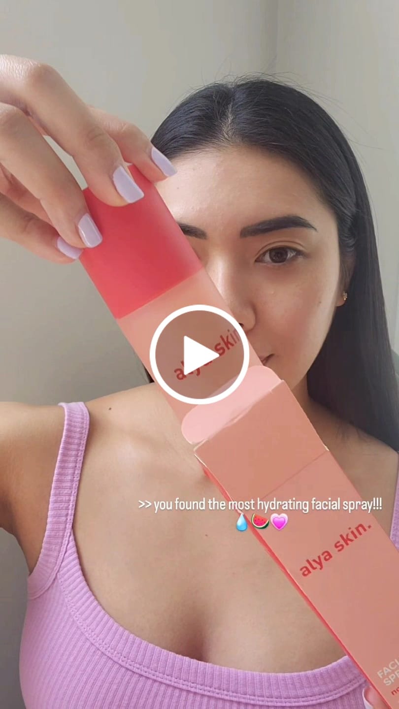 Customer video review of Facial Spritz