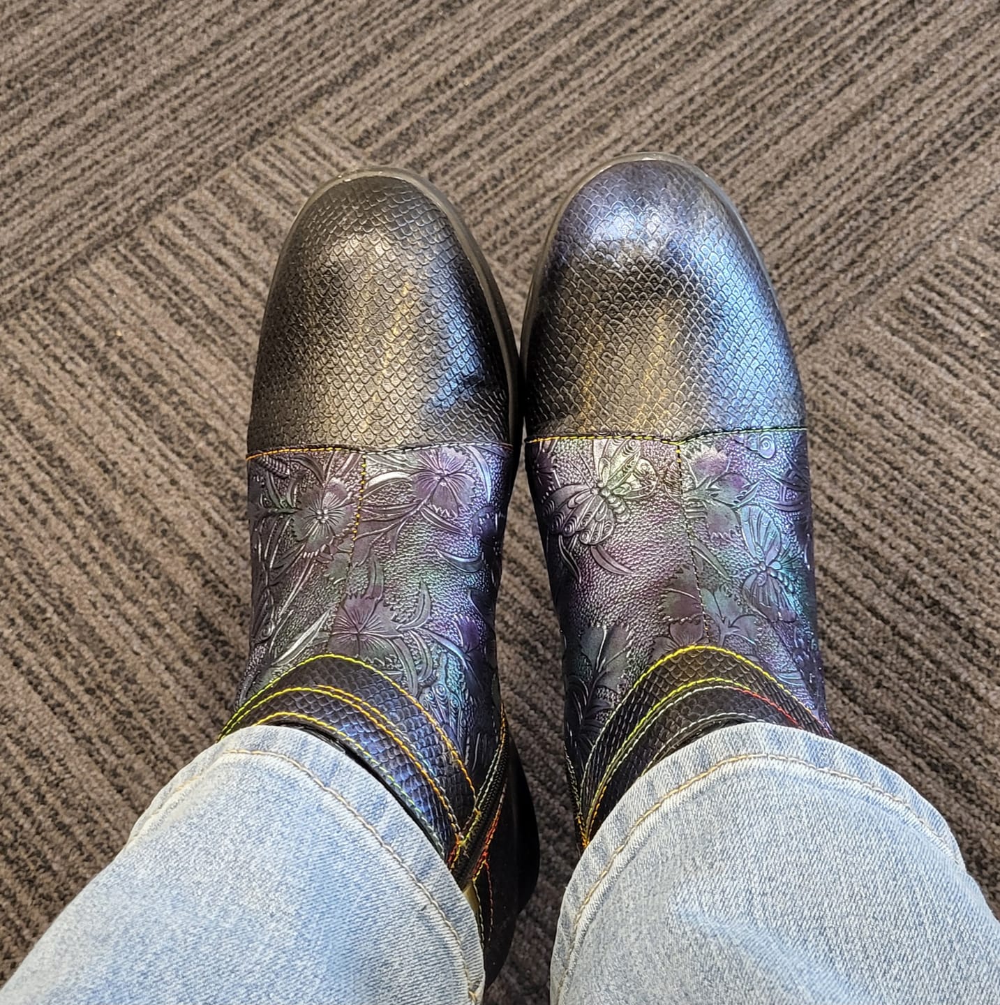 Customer photo review of Vintage Handmade Embossed Dragonfly Flat Shoes