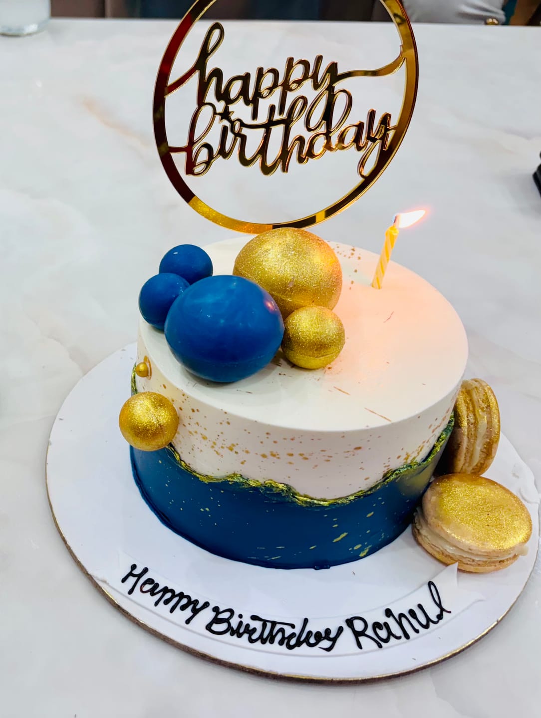 Customer photo review of Gold Splash Blue Cake