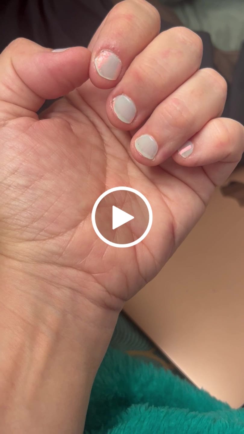 Customer video review of Aqua Pink (Pearlescent) DIY Semicured Gel Nail Sticker Kit