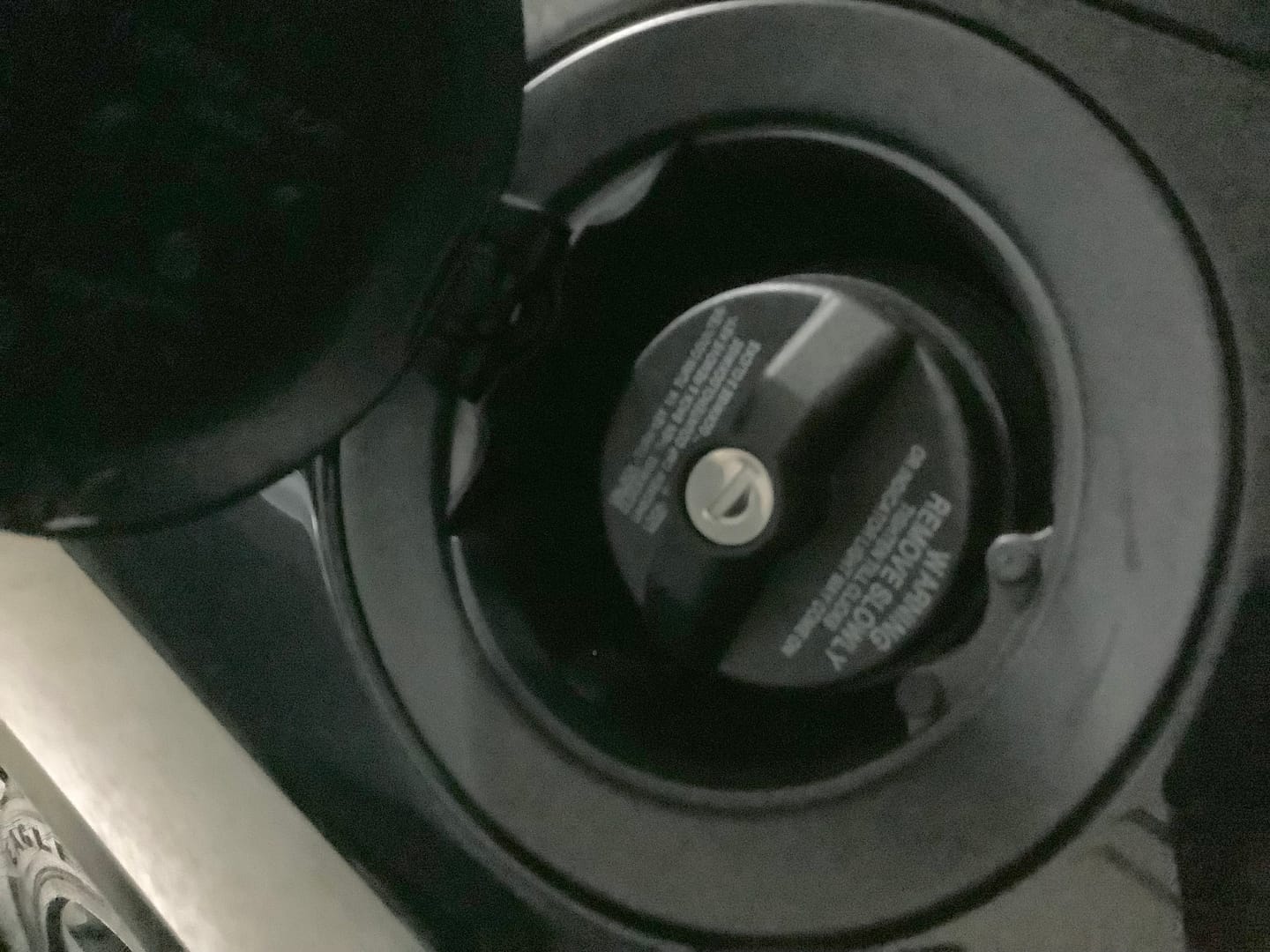 Customer photo review of Speedlogix Locking Gas Cap 2008-2023 Challenger