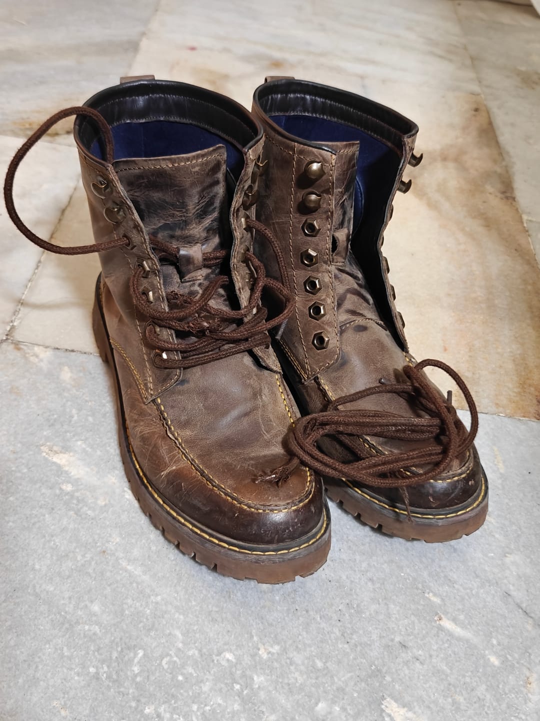 Customer photo review of boots moc-toe tobacco brown