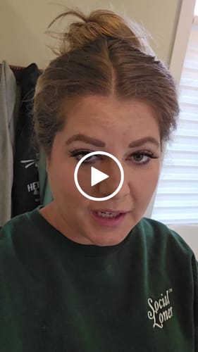Customer video review of Volumewave heated brush