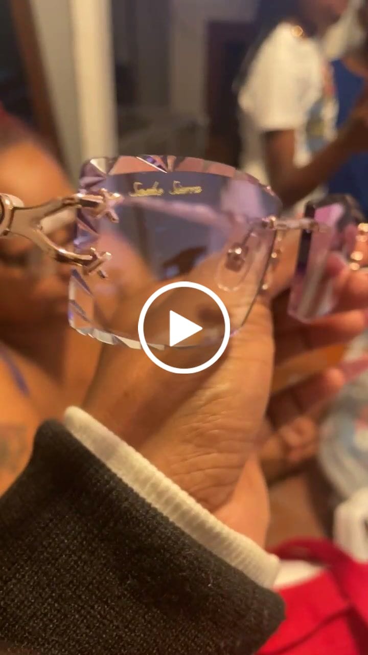 Customer video review of 18K ROSE GOLD PINK PEARL