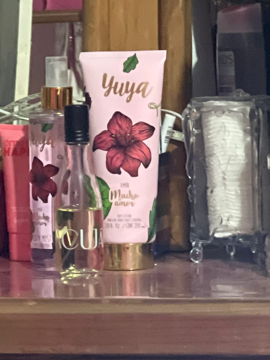 Customer photo review of Set body mist y emulsión corporal Yuya - "Amor Mucho Amor"