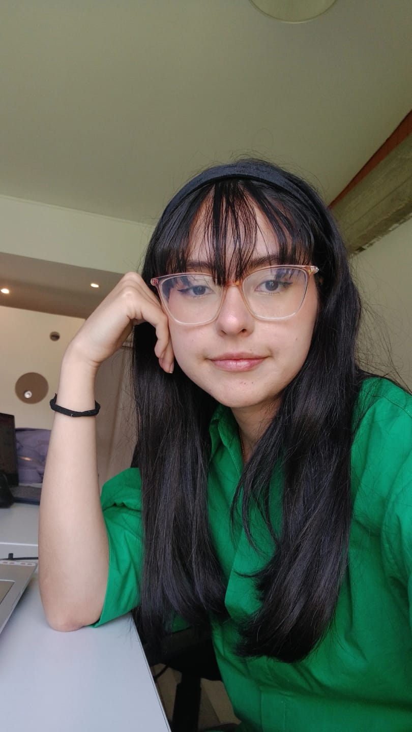 Customer photo review of Banda Aesthetic