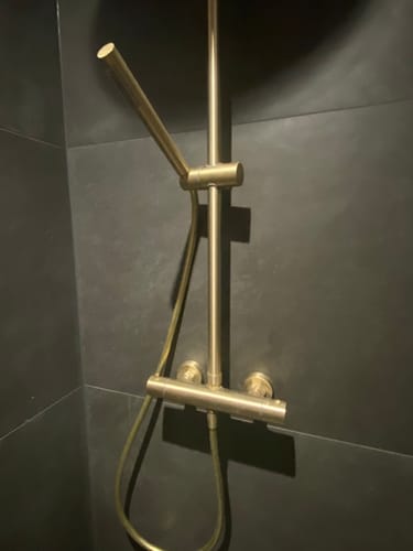 Customer photo review of Colonne de Douche Dorée