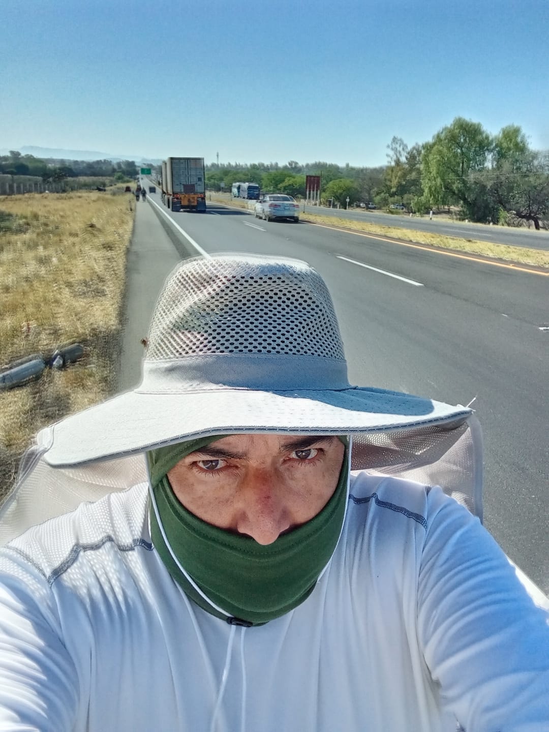 Customer photo review of Erix Blancas Largas