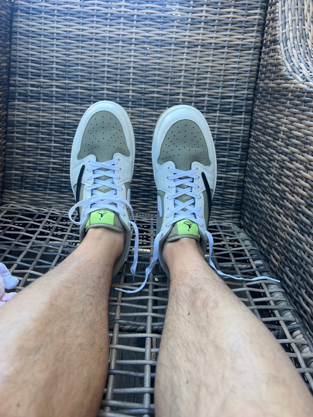 Ernest M. review of Travis Scott x AJ1 Low 'Golf'