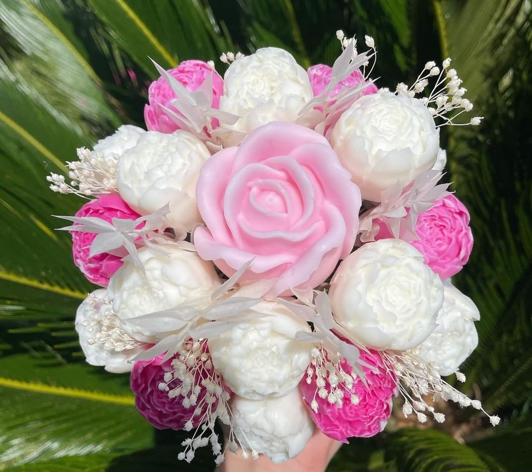 Customer photo review of Fragancia GROSELLA NEGRA & ROSA