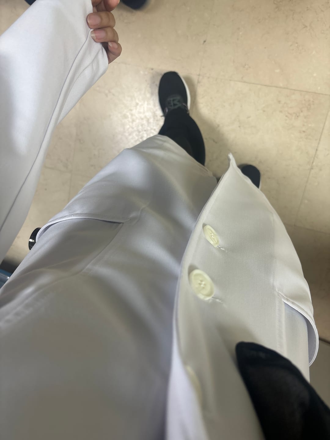 Customer photo review of لابكوت ايڤ سليك جريز اناتومي ~Labcoat Eve Sleek Grey's Anatomy