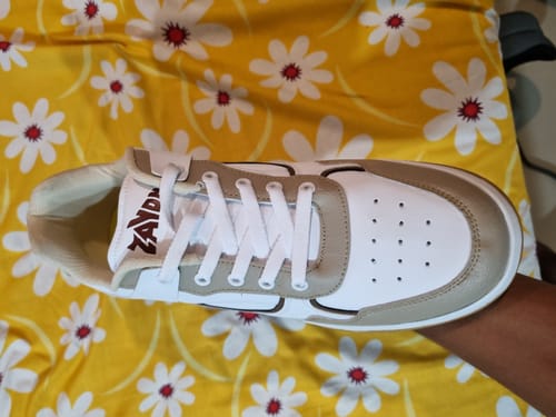 Customer photo review of AUSTIN Beige Men's casual sneaker
