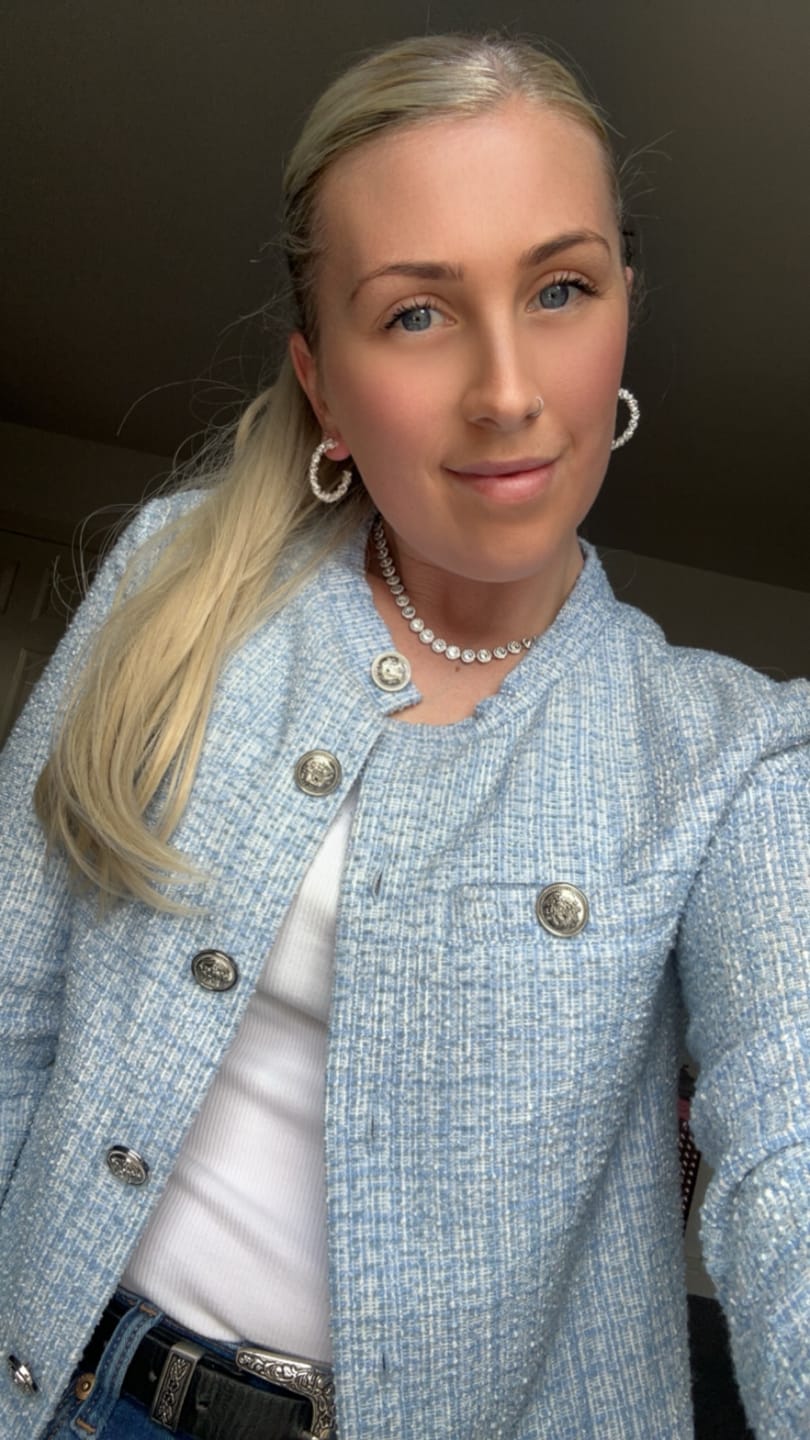 Customer photo review of Stranded Bounce Wrap Ponytail #101 New Love