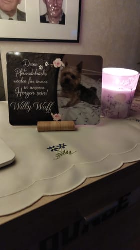 Customer photo review of Hunde Gedenktafel mit Foto & Spruch (UV- & Wetterfest)