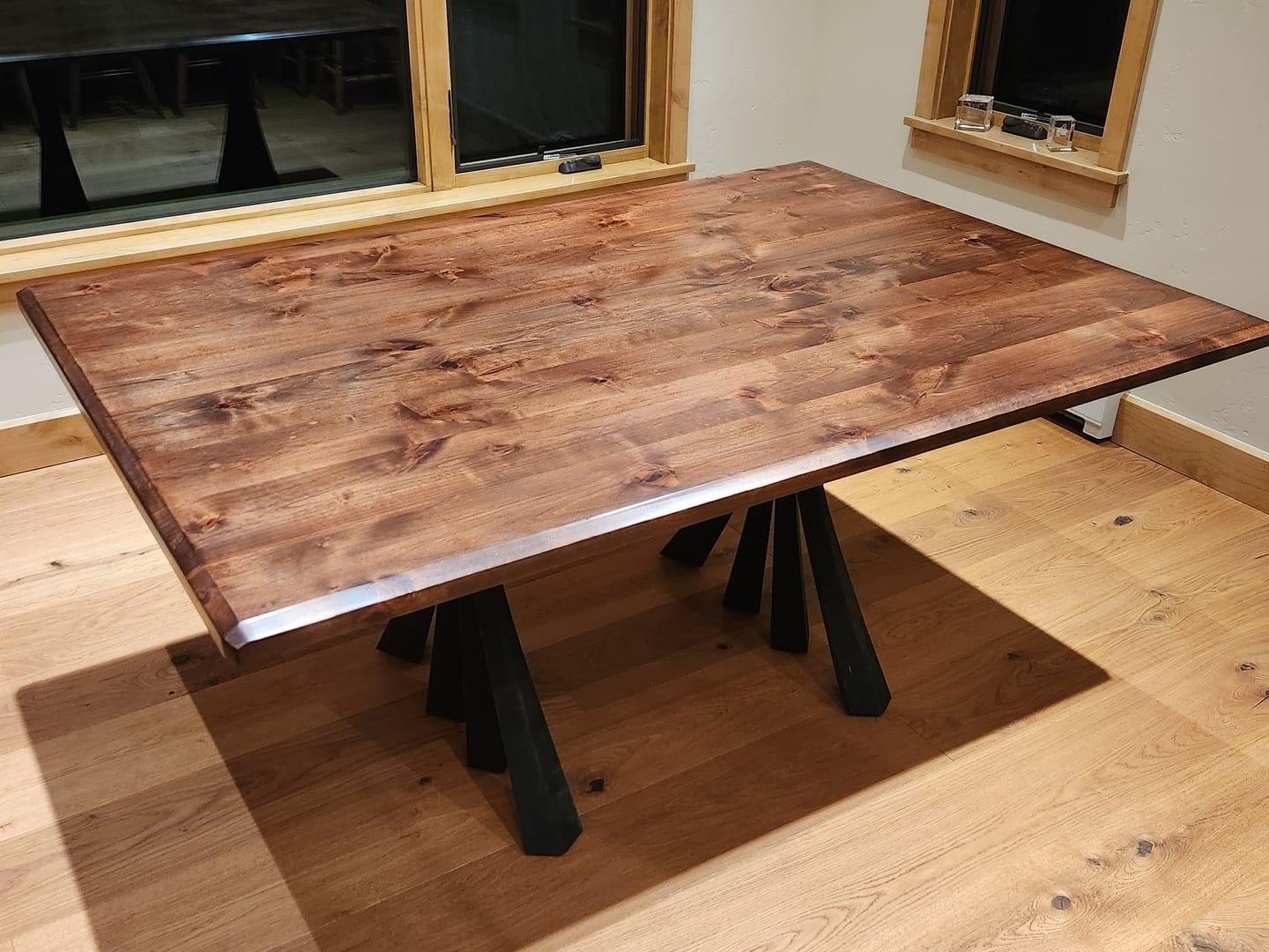 Customer photo review of Furniture Legs 420 Akro 28H Metal Handmade Dining Table Legs