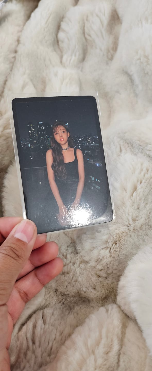 Customer photo review of PREMIUM PHOTOCARD SLEEVES - PINK VERSION (61x91MM)