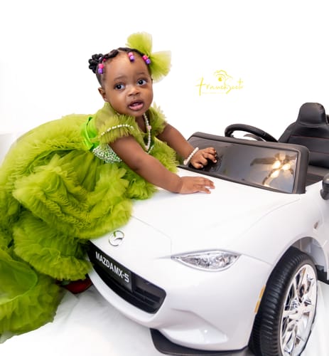 Customer photo review of Elegant Baby Girls Green Sleeveless Sequin Tail Birthday Princess Dress Toddler Beauty Pageant Dress