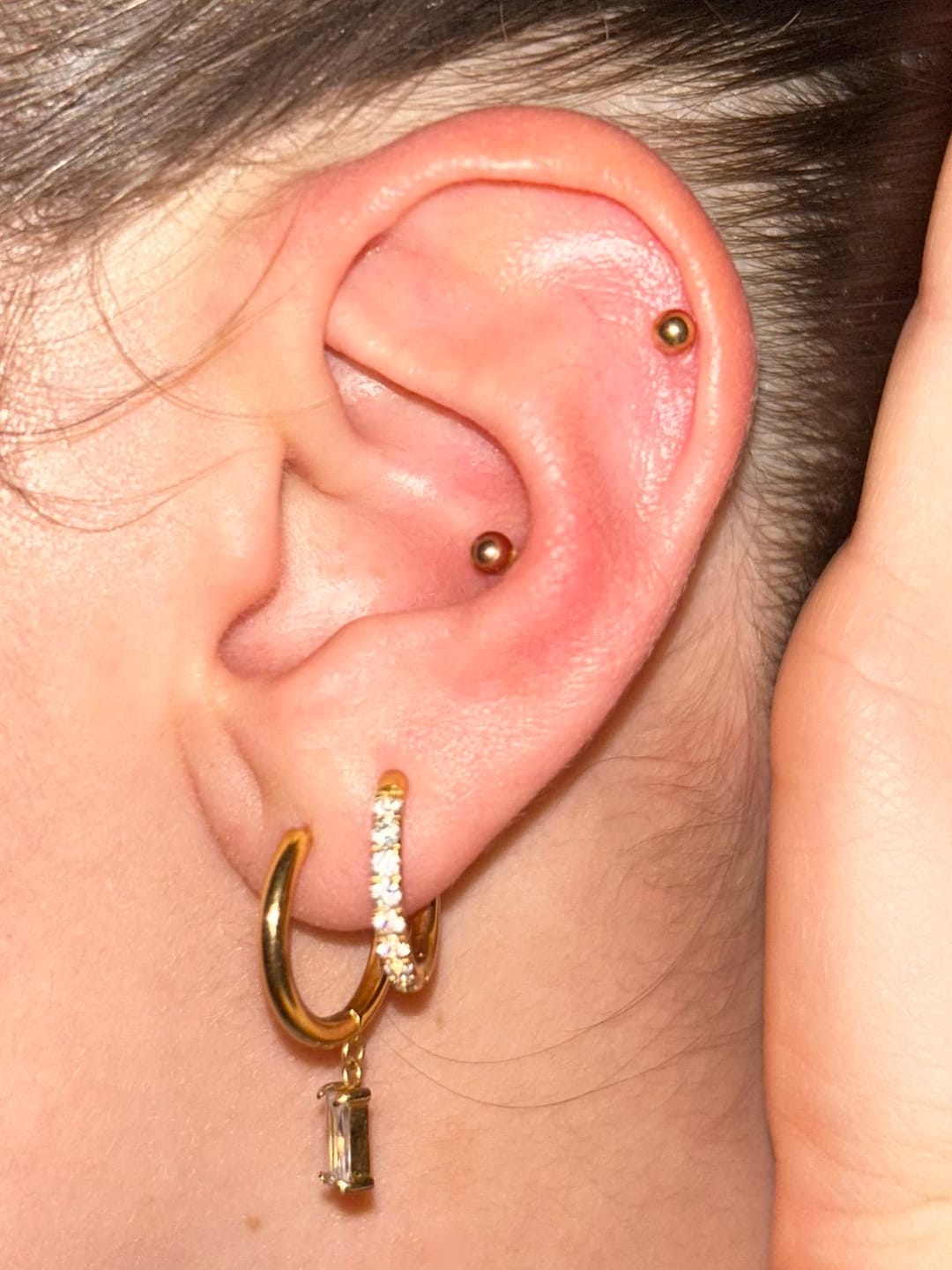 Customer photo review of Simple Baguette Ohrringe | 18K vergoldet