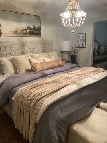 Customer photo review of Thistle - 18" | 22"