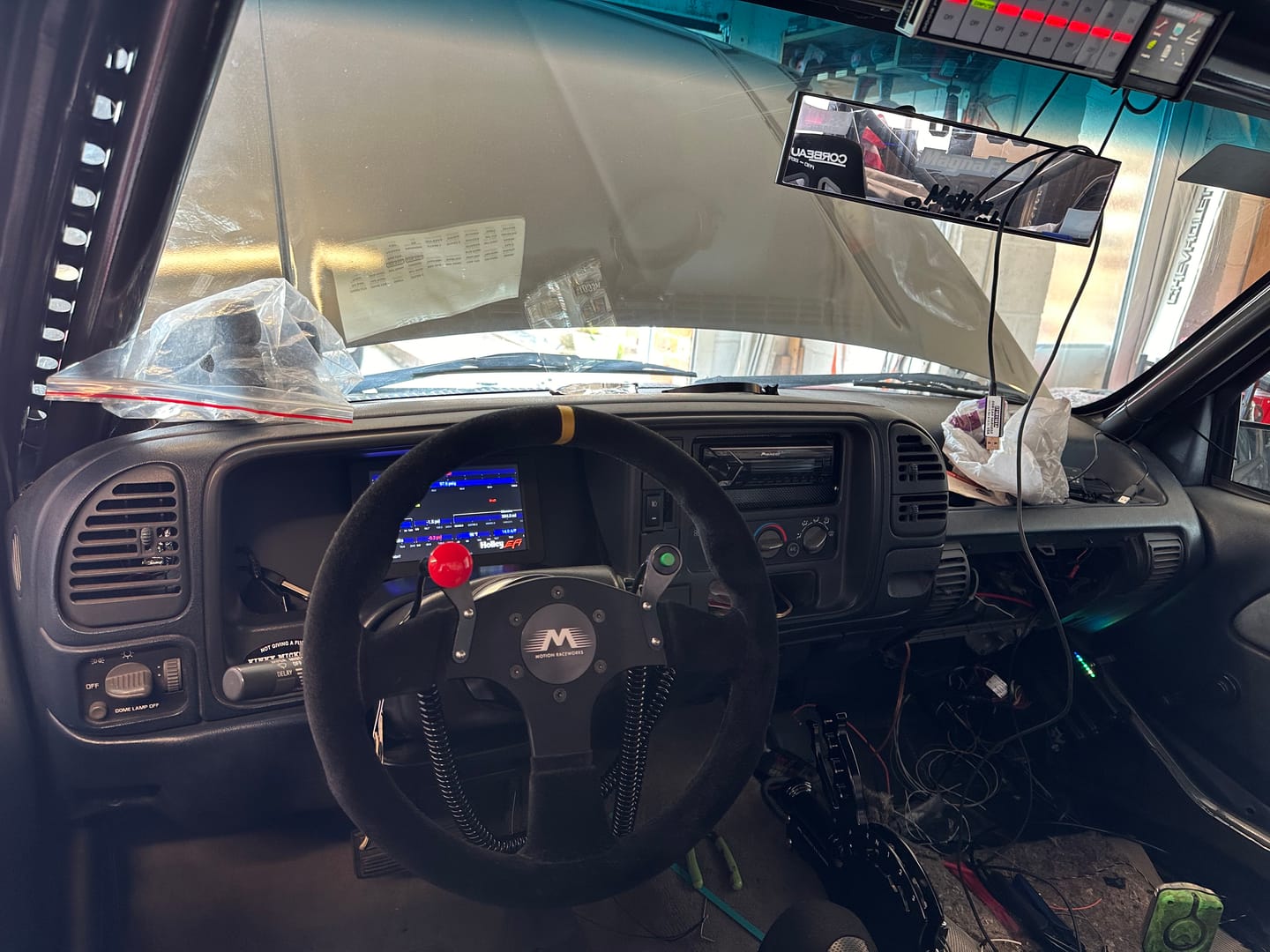 Customer photo review of Motion Raceworks Single Push Button Steering Wheel Bracket 15-00004