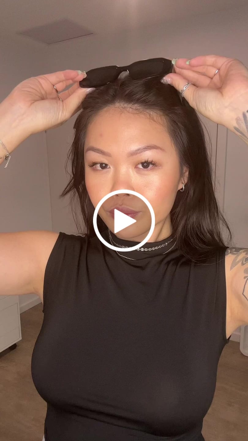 Customer video review of Facial Spritz