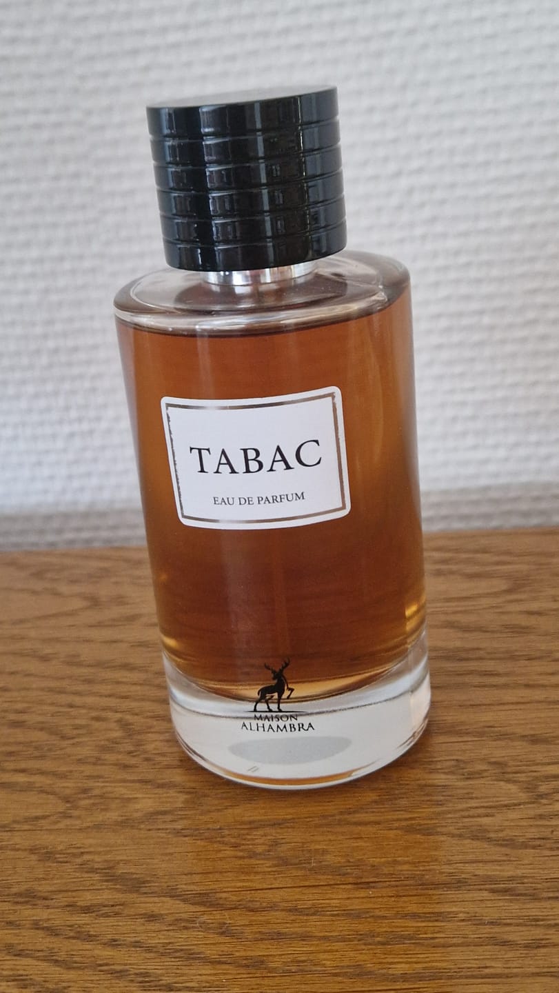 Customer photo review of Eau de Parfum Tabac - Maison Alhambra 100 ML