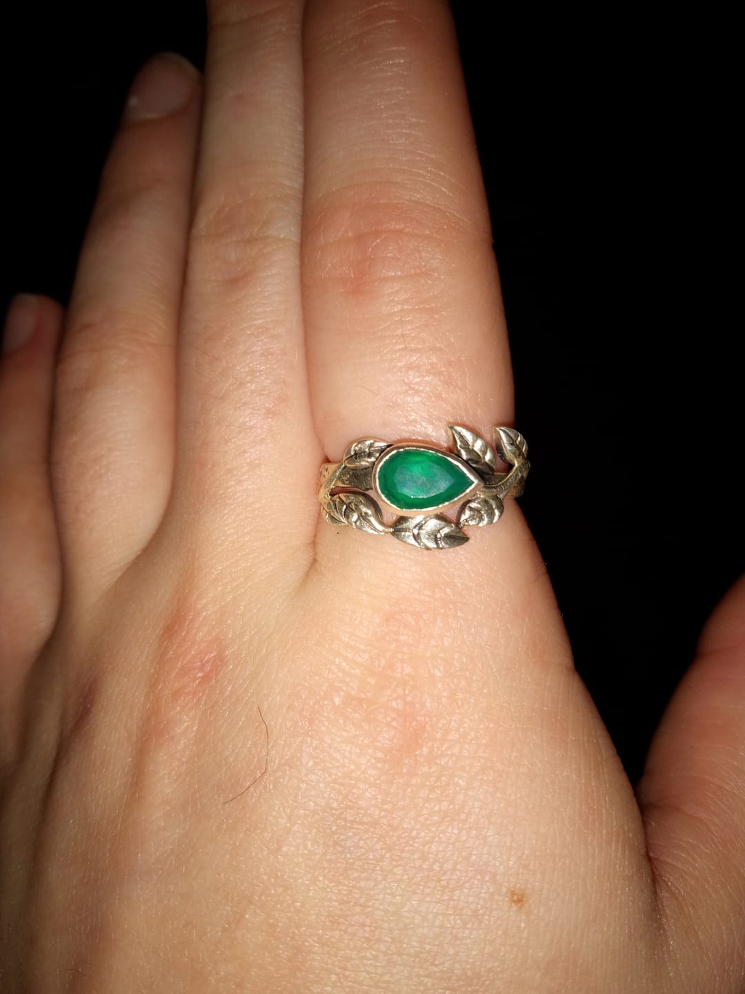 Customer photo review of Leaves Green Onyx Ring