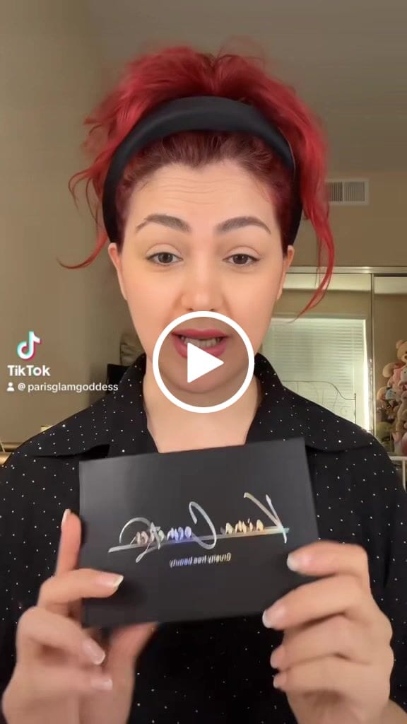 Customer video review of Chameleon Eyeshadow Flakes - Monarch