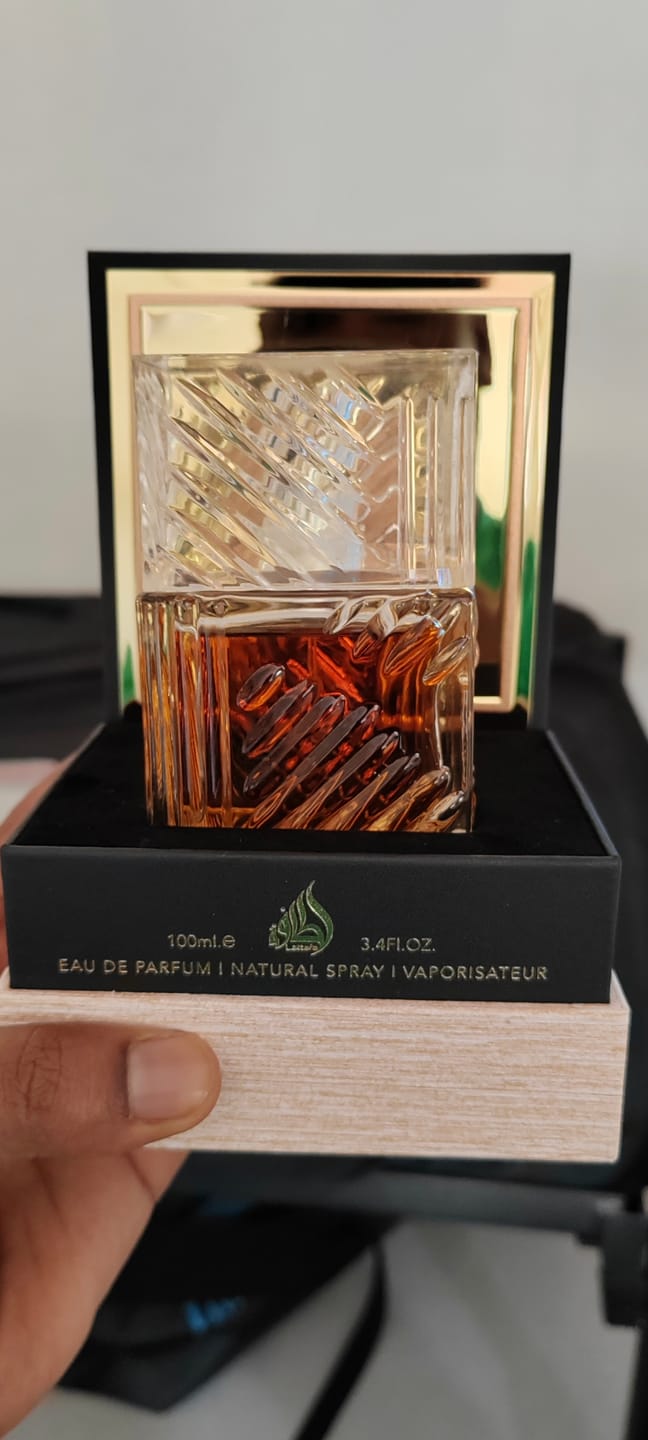 Customer photo review of Eau de Parfum Khamrah - Lattafa 100 ML