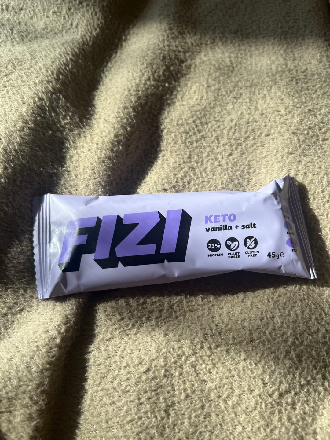Customer photo review of KETO BATON PROTEINOWY "VANILLA + SALT" 10X45G