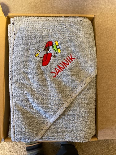 Customer photo review of Bio Baumwolle Frottee Kapuzenhandtücher mit Namen und Motiv