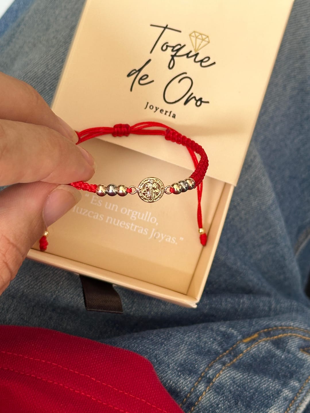 Customer photo review of PULSERA EXCLUSIVA 3 OROS SAN BENITO PROTECTOR.
