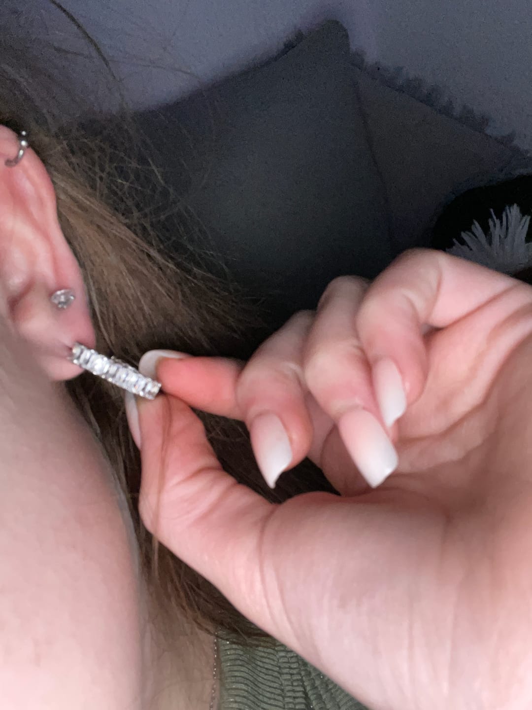 Customer photo review of Heart Deluxe Creolen | 18K vergoldet