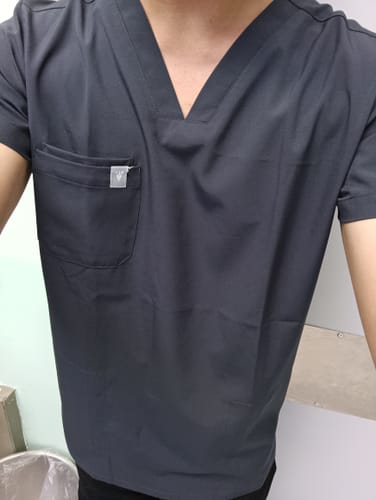 Customer photo review of 4-Pocket MoveTech® Scrub Top - Men / Graphite