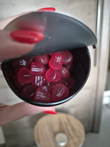 Customer photo review of Gummies Premium CBD - 2700MG