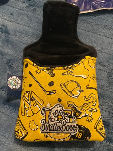 Customer photo review of Royal Happy Putter Headcover