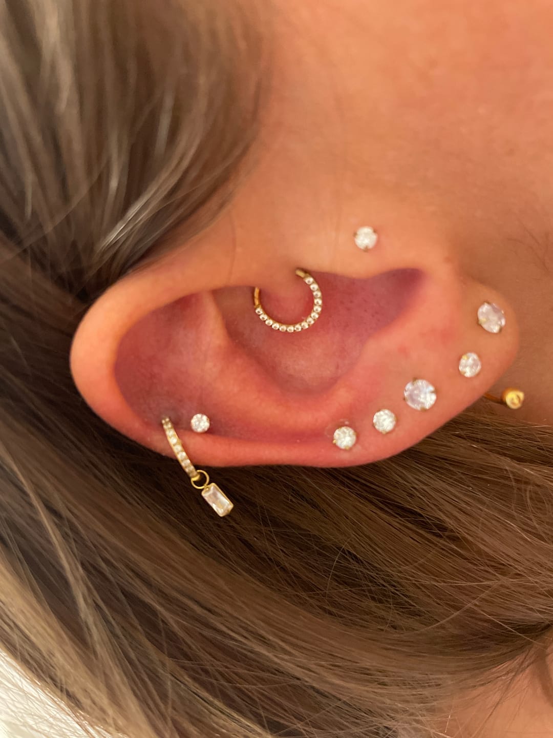 Customer photo review of Baguette Clicker Piercing | Titan