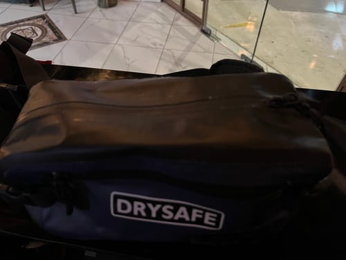 Customer photo review of Banano Outdoor TREKAN 3 Litros Waterproof - Drysafe - Azul