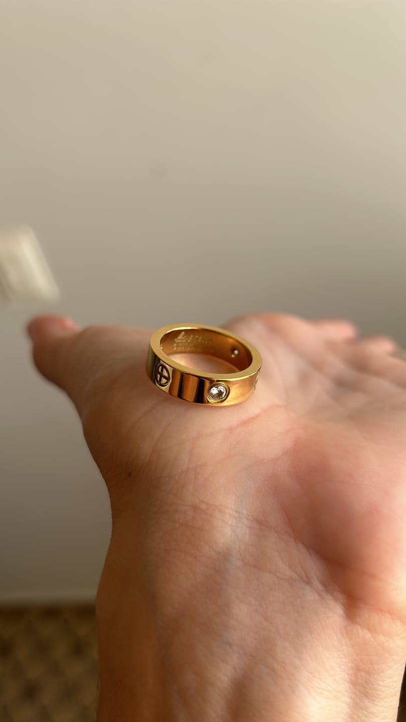 Customer photo review of Anel Classic Inspiração Banhado em Ouro 18k