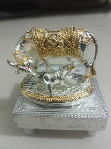 Customer photo review of Cow And Calf TT Idol Silver Gold 2.5"