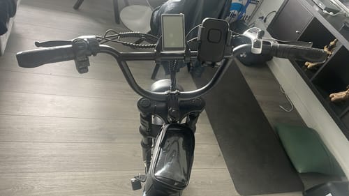 Customer photo review of Mega Deal - Ouxi H9 2024 - Grijs - Voetsteuntjes + ART4 Kettingslot + Alarm