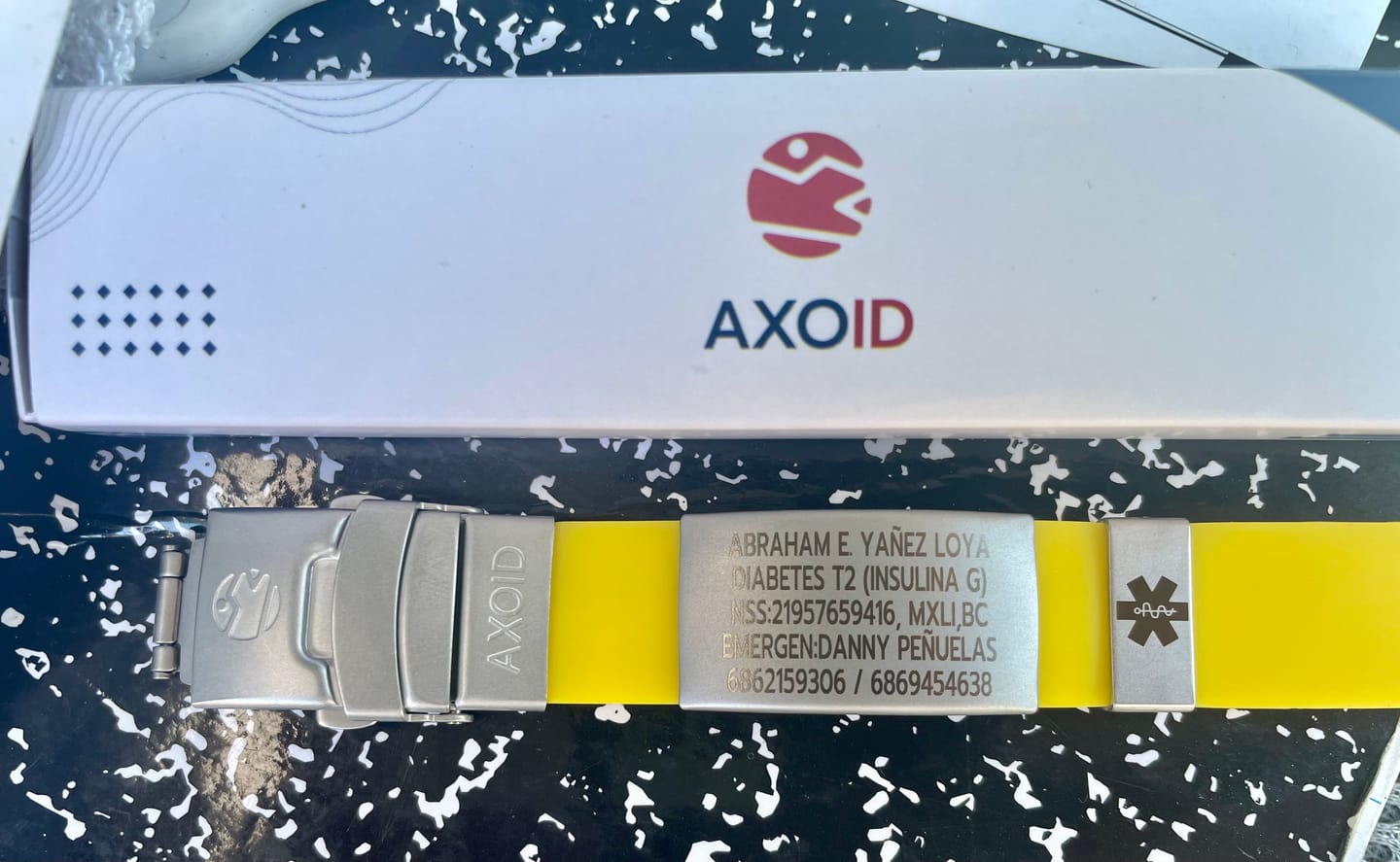 Customer photo review of AxoID - Brazalete de Emergencia