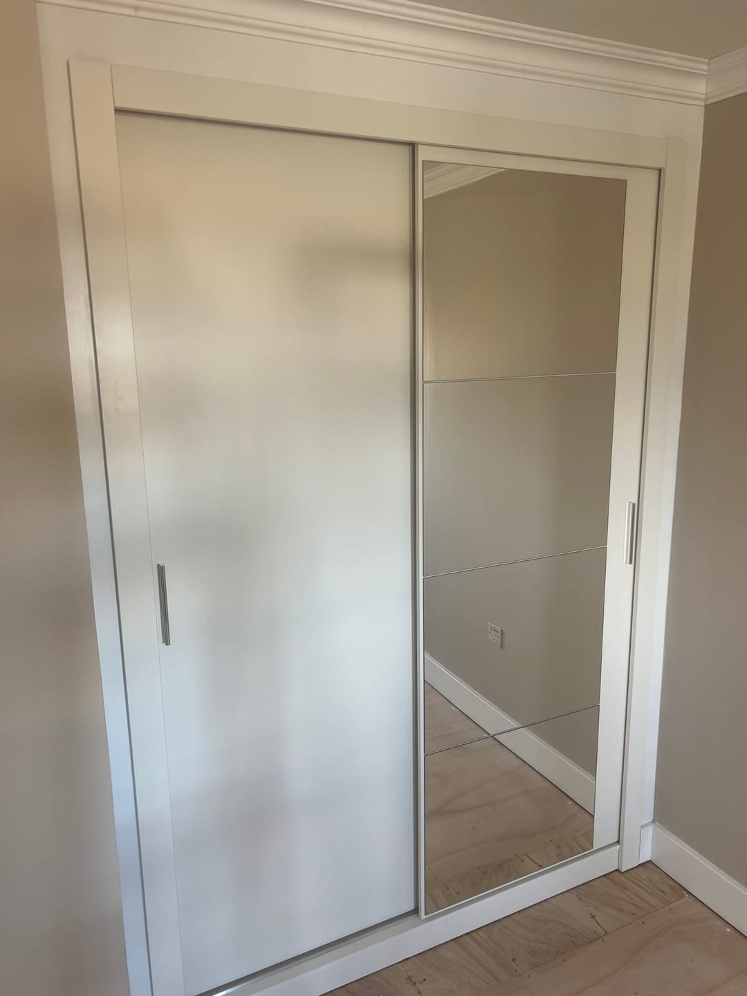 Customer photo review of Arti 4 - 2 Sliding Door Wardrobe 150cm