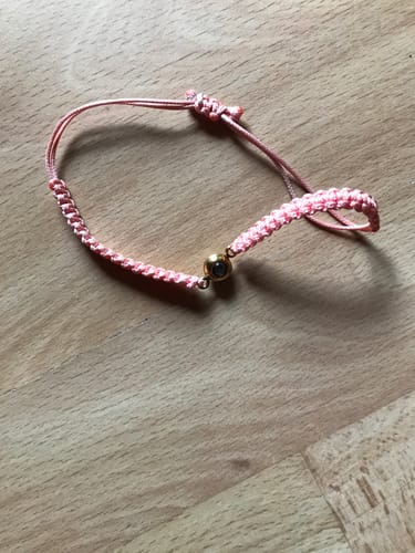Customer photo review of Gravet Personalisiertes Armband