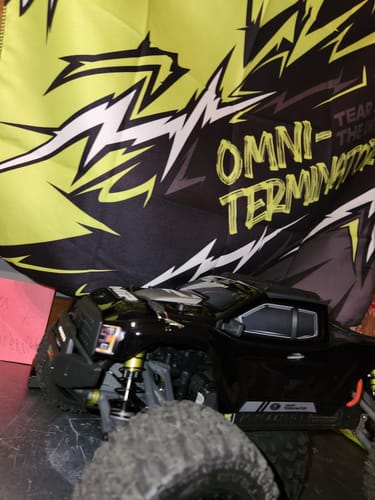 Customer photo review of Rlaarlo Carbon Fiber MINI 1:10 Scale Brushless Monster Truck, RZ001B-C