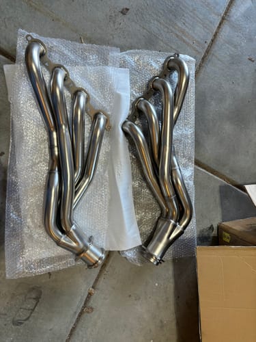 Customer photo review of 2016-Up Camaro LT1 LT4 1.875" X 3.0" Performance Long Tube Headers