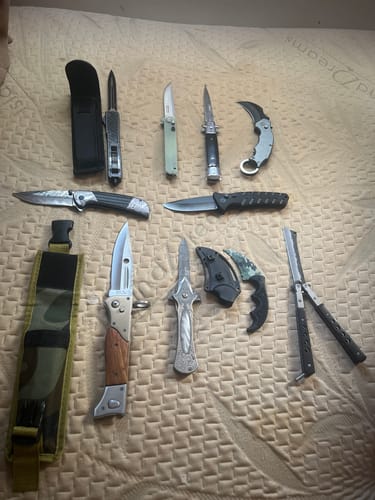 Customer photo review of Mystery Knives Box™