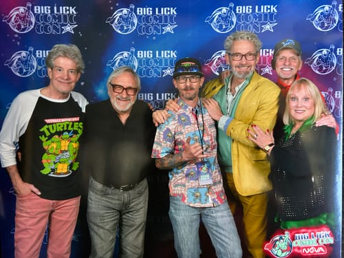 Customer photo review of Teenage Mutant Ninja Turtles "Cowabunga Covers" – KUNUFLEX Short Sleeve Shirt