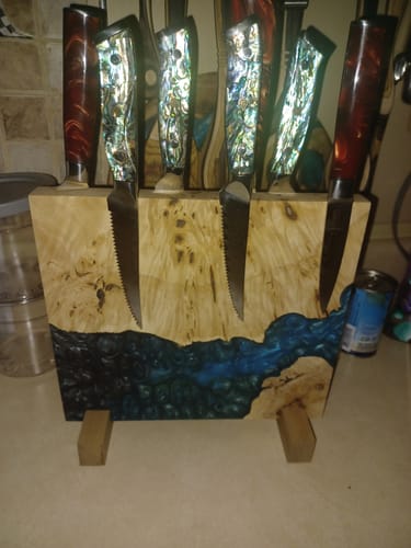 Customer photo review of "Crimson" Collection - Premium Japanese Kitchen Knife Set with Damascus Pattern