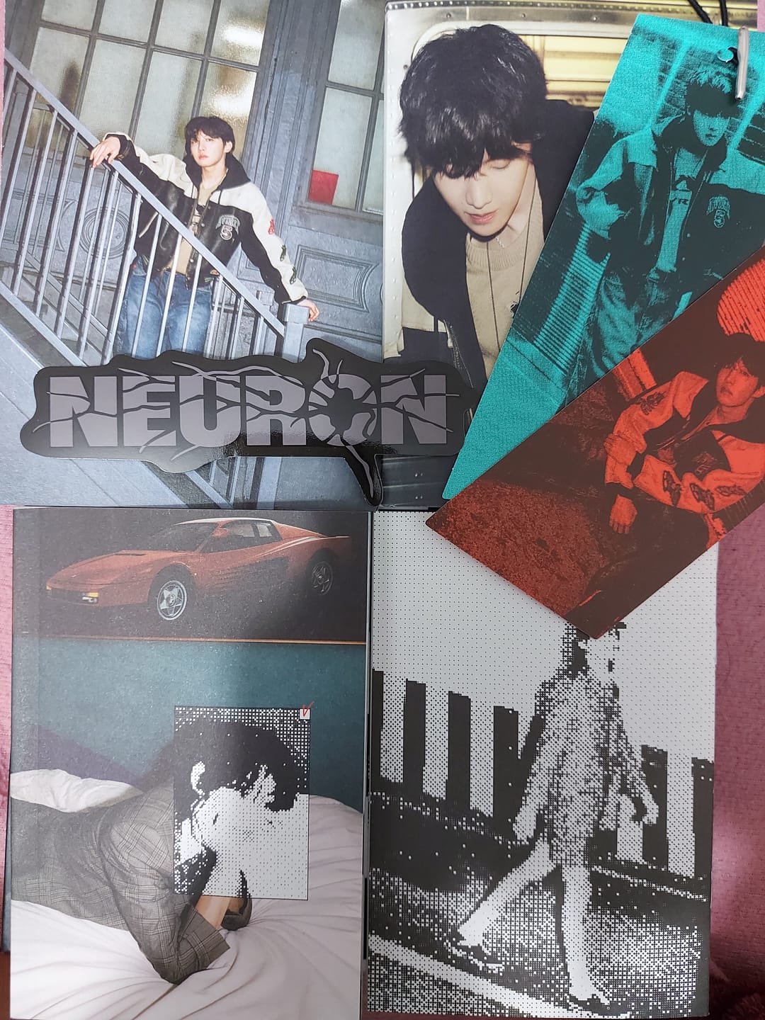 Customer photo review of BTS V - LAYOVER 1ST SOLO ALBUM WEVERSE VER.
